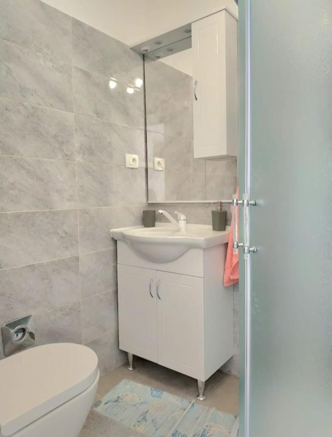 Studio Apartment Lola Kaštela Buitenkant foto
